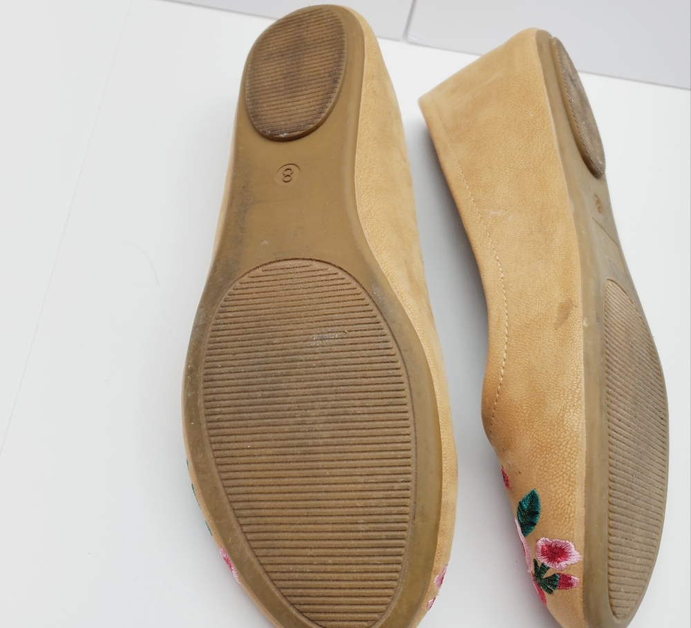 Pioneer Woman Embroidered Tan Ballet Flat Shoes Size 8 - Picture 10 of 11